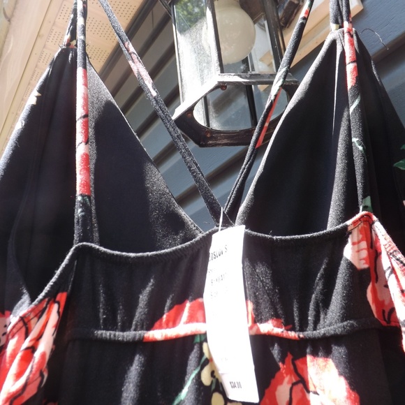 NWT Boscovs Black with floral print jump suit - Picture 5 of 6